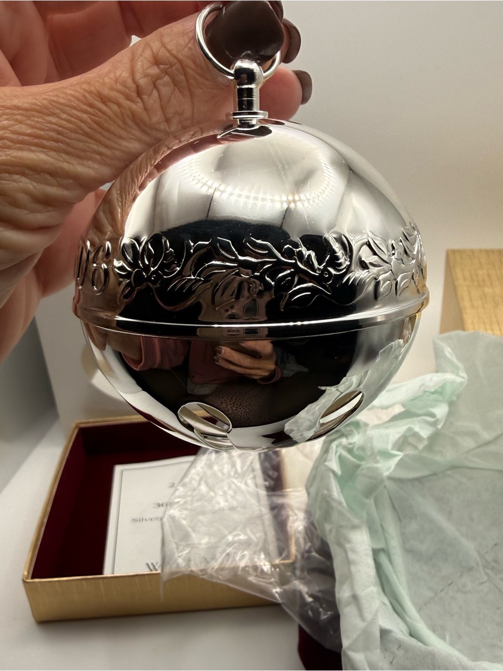 Wallace Silversmiths Silver 2006 Bell Ornament - Picture 7 of 10